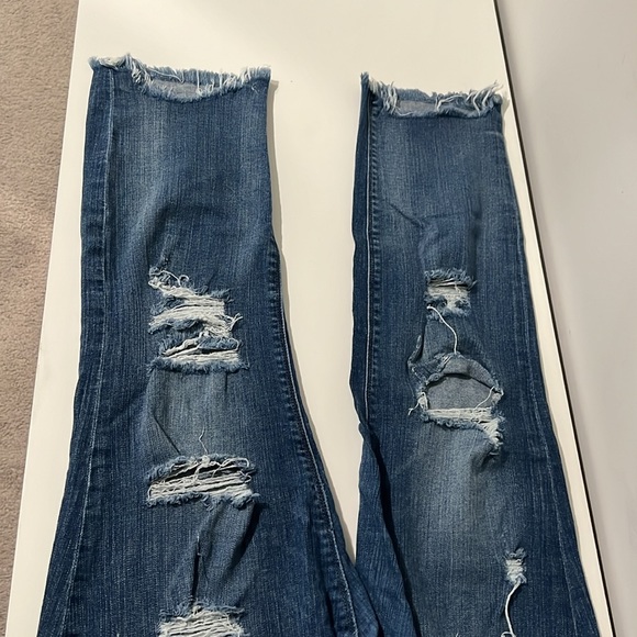 Express cropped destroyed denim - Picture 2 of 4